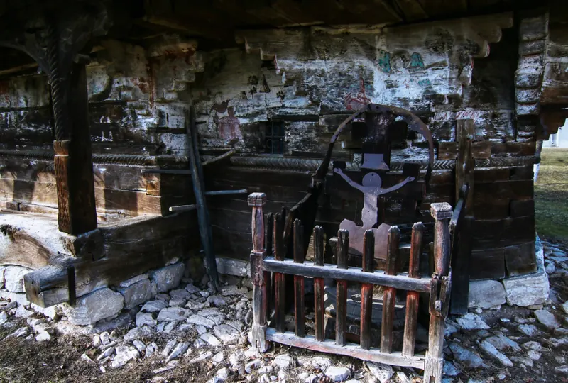 Biserica de lemn din Pausa