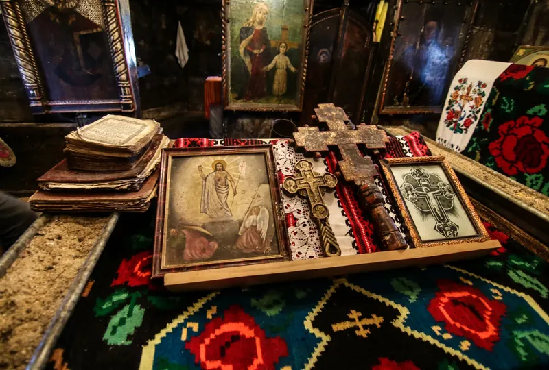 Biserica de lemn din Pausa - interior